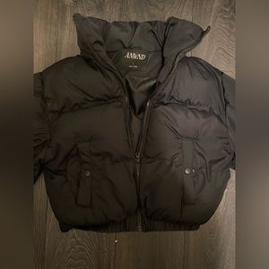 ANWND Fashion Nova Black Cropped Puffer Drop Shoulder Front Zip Jacket Size L